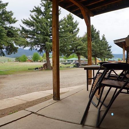 Eagle Nest Fly Shack & Lodge Exterior foto